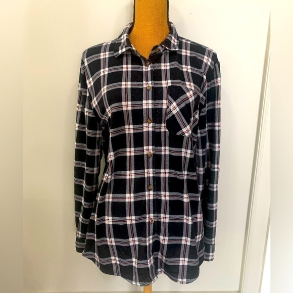 Women's Plaid Fleece Button Down Shirt - Picture 1 of 9